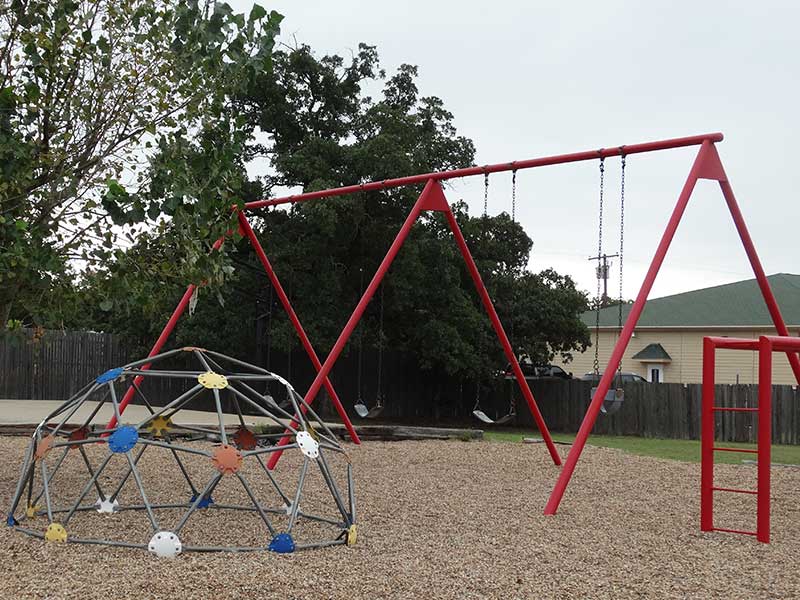 Fox Hollow Apartments 